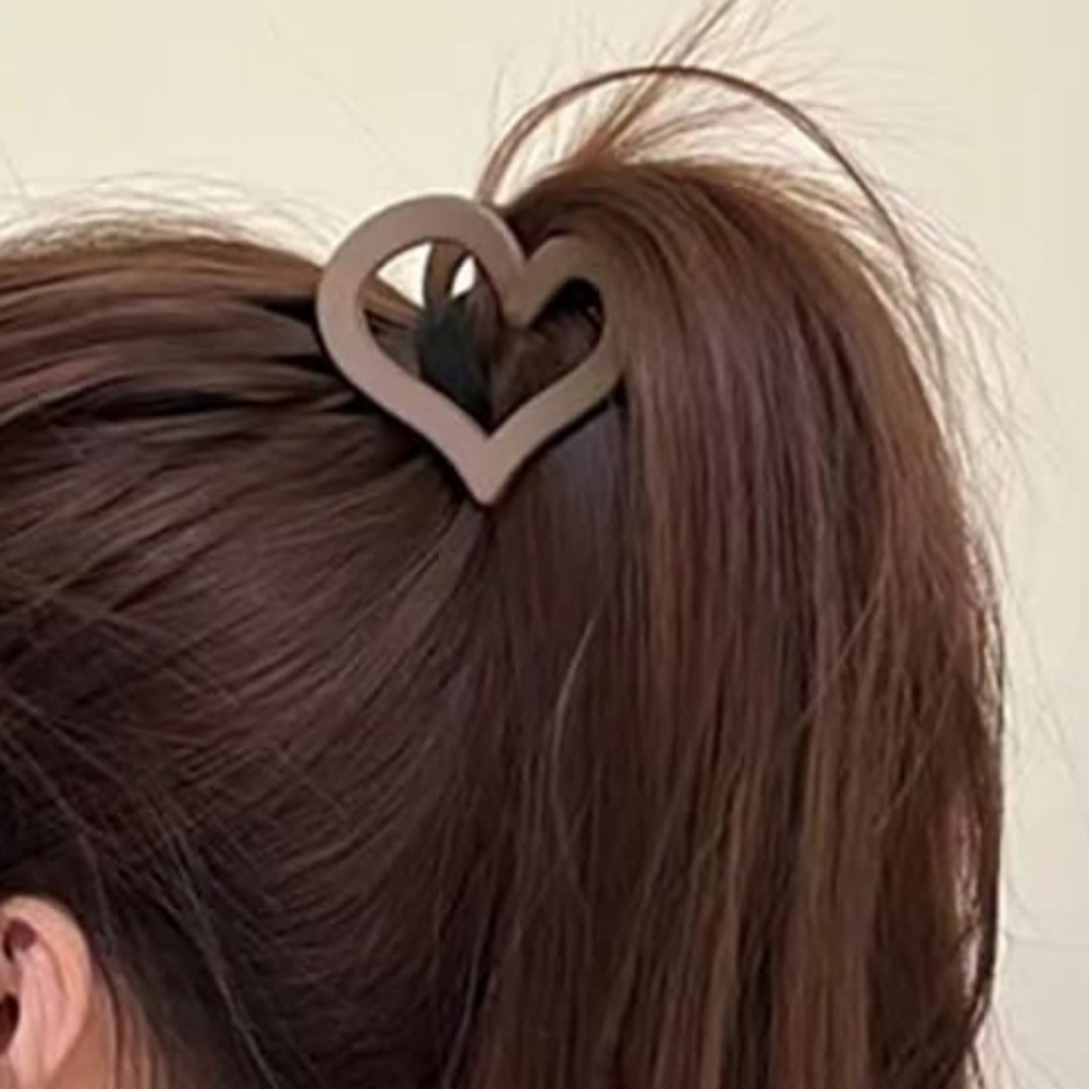 Bundle of 3 Heart-Shaped Hair Clip Black Brown Tan - Picture 6 of 7
